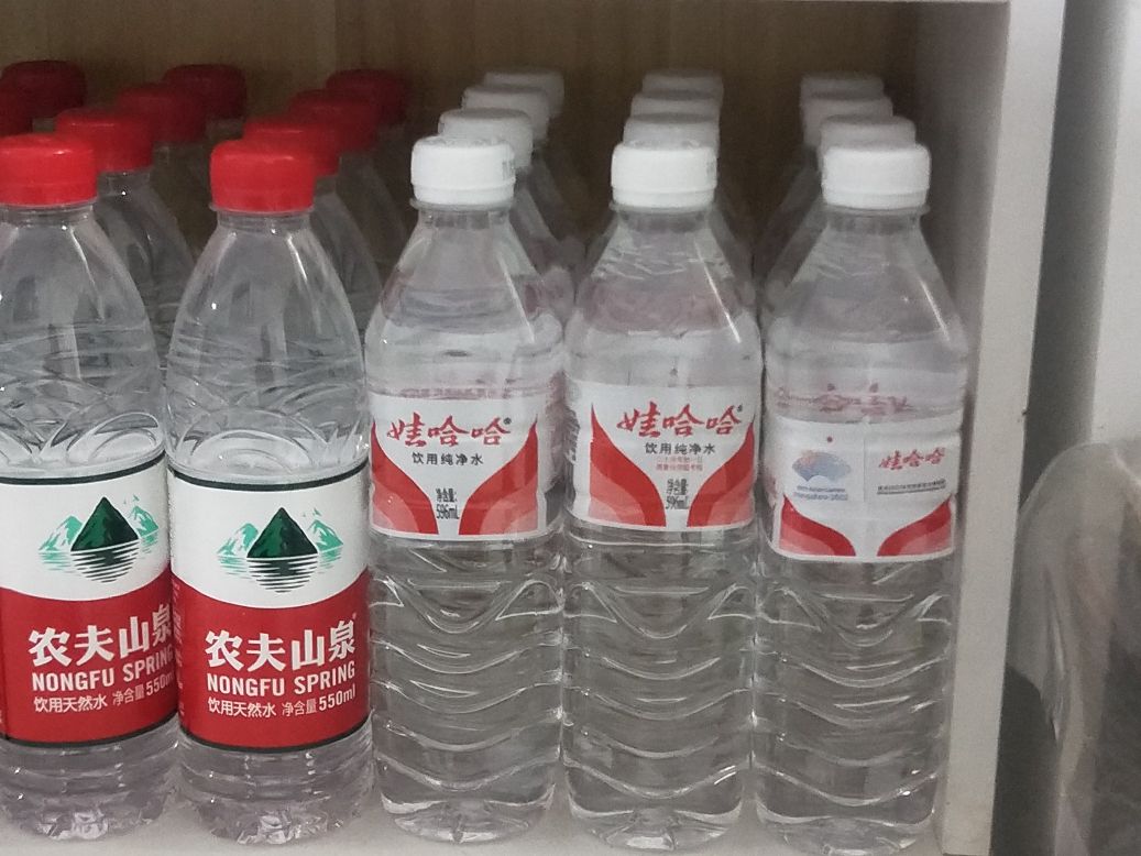 娃哈哈矿泉水